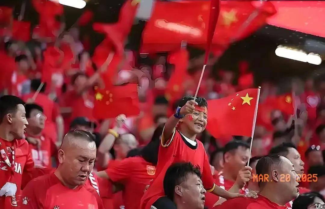 西斯比联国足险胜挪威，晋级形势艰巨
